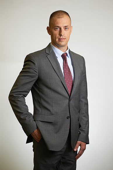 Професионален адвокат по недвижими имоти